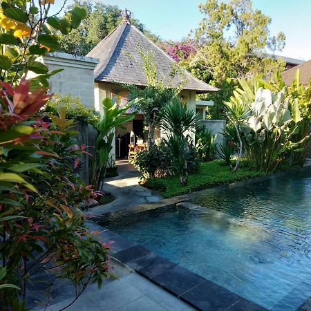 Arnaya Homestay Kuta Lombok Exterior foto
